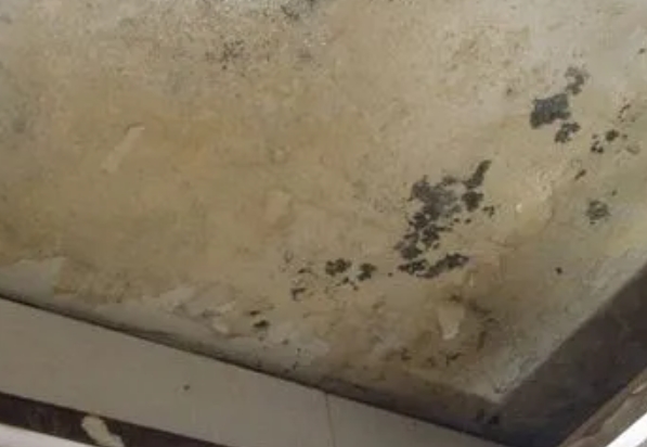望都阳台漏水维修公司分享下望都卫生间渗水维修需要注意哪些问题。